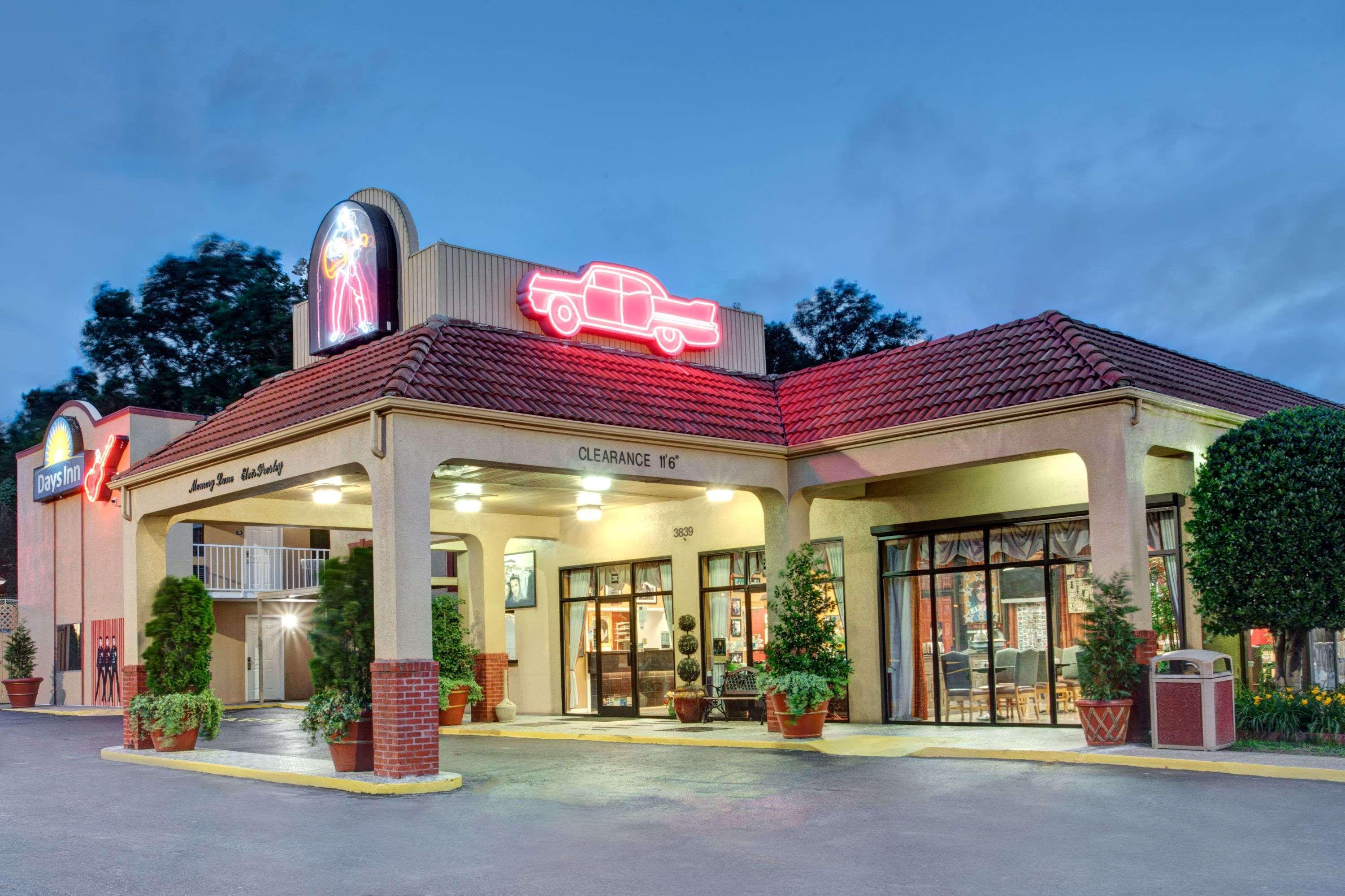 Days Inn By Wyndham Memphis At Graceland Kültér fotó
